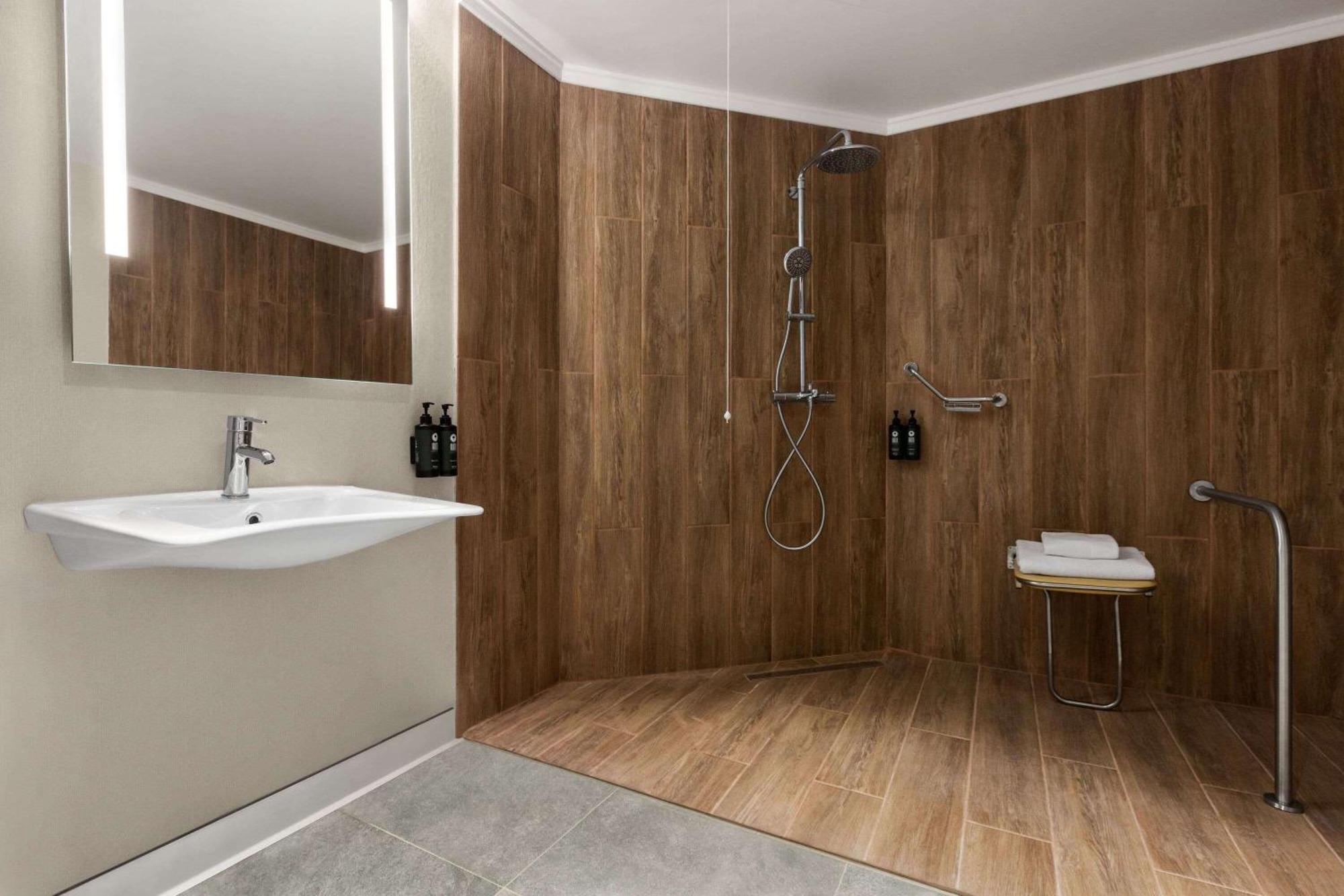Ramada Encore By Wyndham Istanbul Arnavutkoy 外观 照片